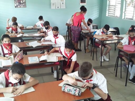 La escuela cubana, otra víctima del bloqueo