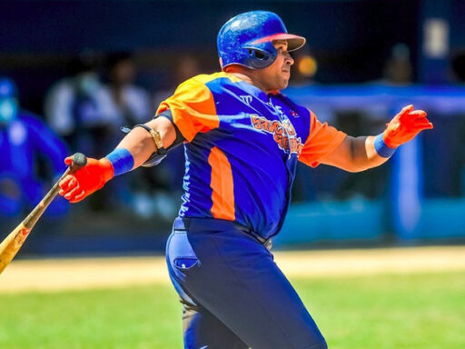 Cepeda, cuarto con 400 jonrones en campeonatos cubanos de béisbol