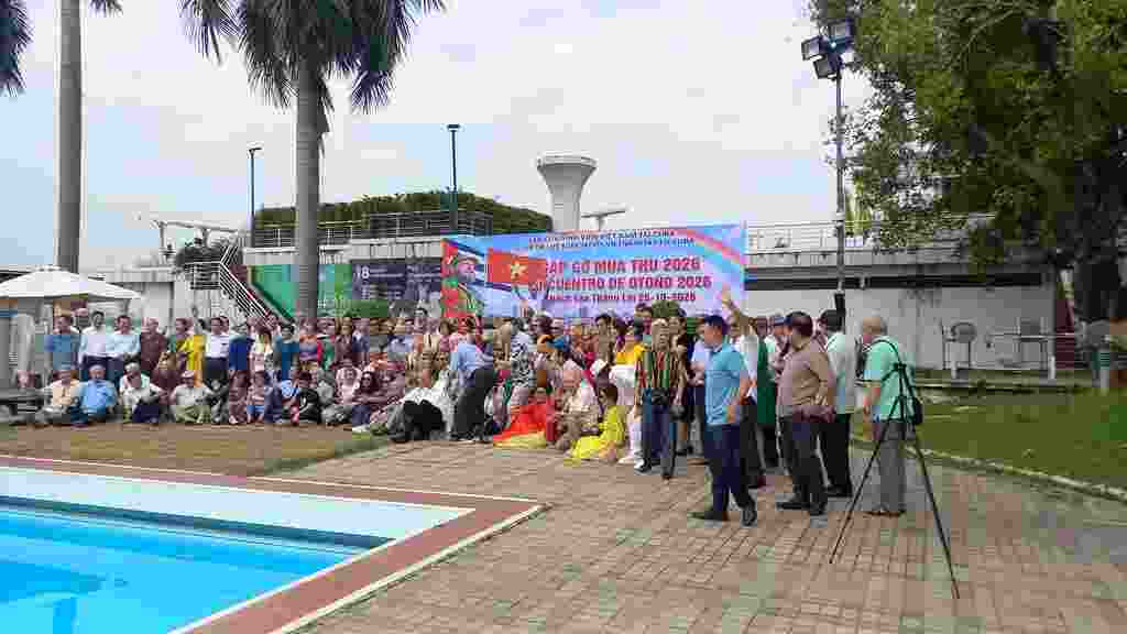 Vietnamitas graduados en Cuba expresan oposición a bloqueo de EEUU