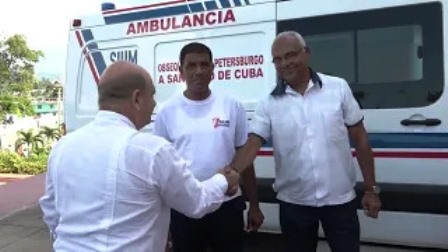 Entregan donativo médico en Santiago de Cuba procedente de San Petersburgo