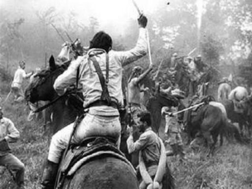 Pino de Baire: Primera carga al machete