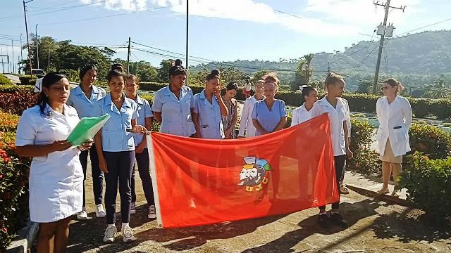 Estudiantes de Enfermería de Tercer Frente ingresan a la FEU (+Fotos)