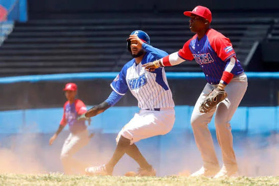 Avispas-Cachorros, lo mejor en sextas subseries de 65 SNB