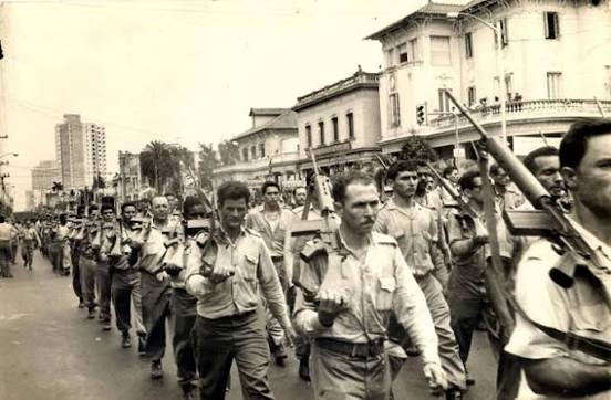 Creación en Cuba de las Milicias Nacionales Revolucionarias