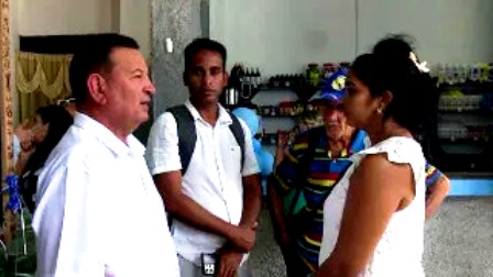 Implementan transformaciones económicas y sociales en comercio y servicios